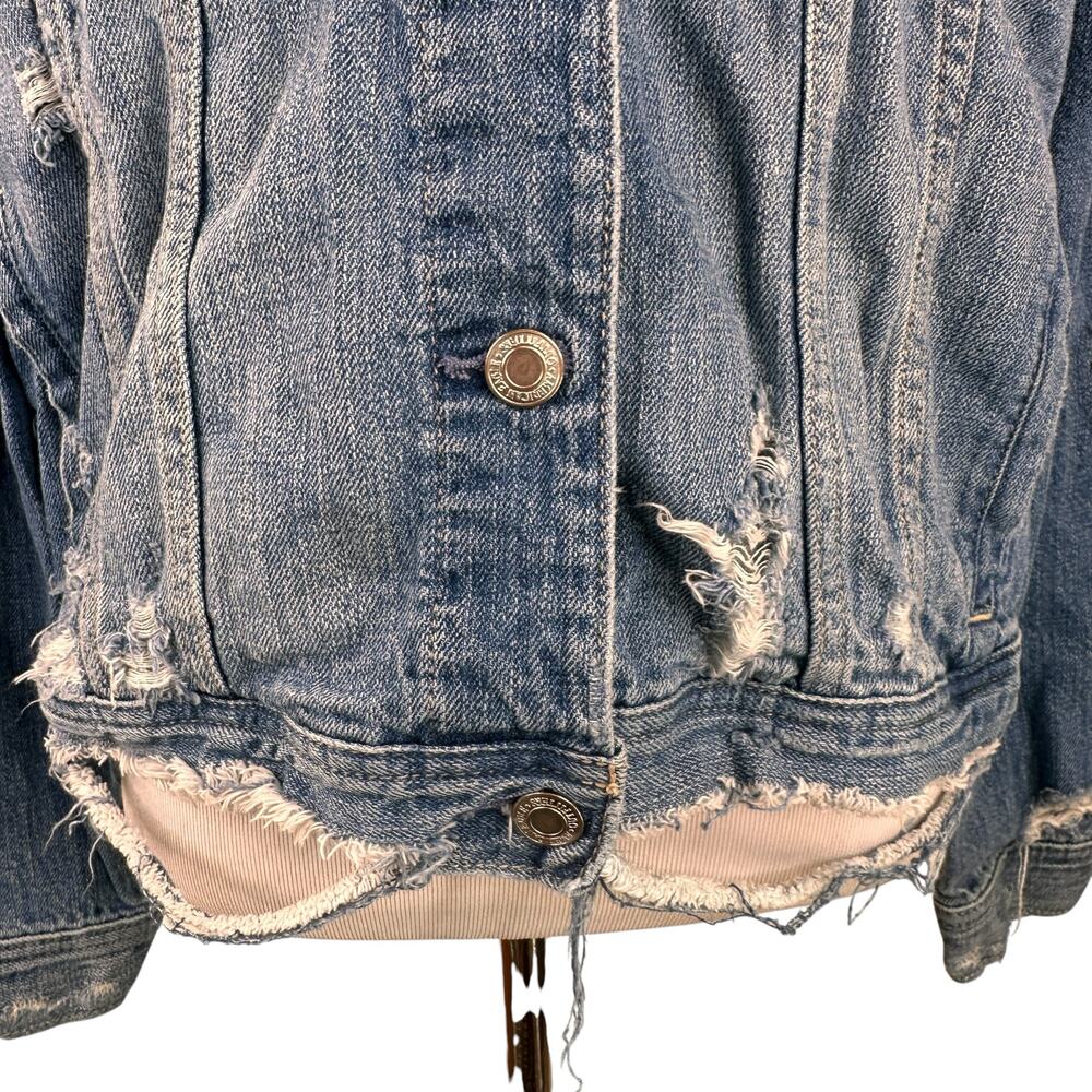 American Eagle Distressed Crochet Accent Button Up Jean Jacket Size Medium - Picture 4 of 12